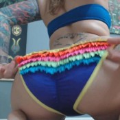 fan requested booty flexing goddess green eyed