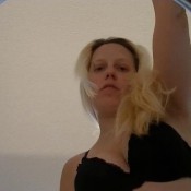 candy shitting too much for the slave - candy scheisst riesenkacke fr den sklaven candys mega kv store