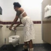 ashlie slavvin`s holiday shopping break!! hd funkyladies