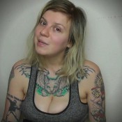 big sister gives you her gassy shorts hd the elle hell