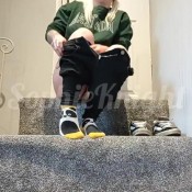 i really need to go.. back view squatting sophieknight