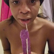 sarahstrudel07 puking on a 8 inch dildo