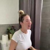 Amy_farts Rushed Home After Dinner To Let Out These Toilet Farts