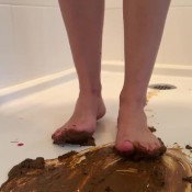 Lillyvig Smearing Messy Shit Alll Over My Body