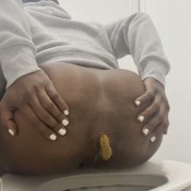 Rubberfindom Shitting On A Tuesday Carmen Cruz