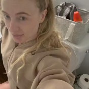 Queenblondee Monday Morning Poop A Blessing Sara Bee