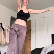 Amy_farts Kick Fart Request