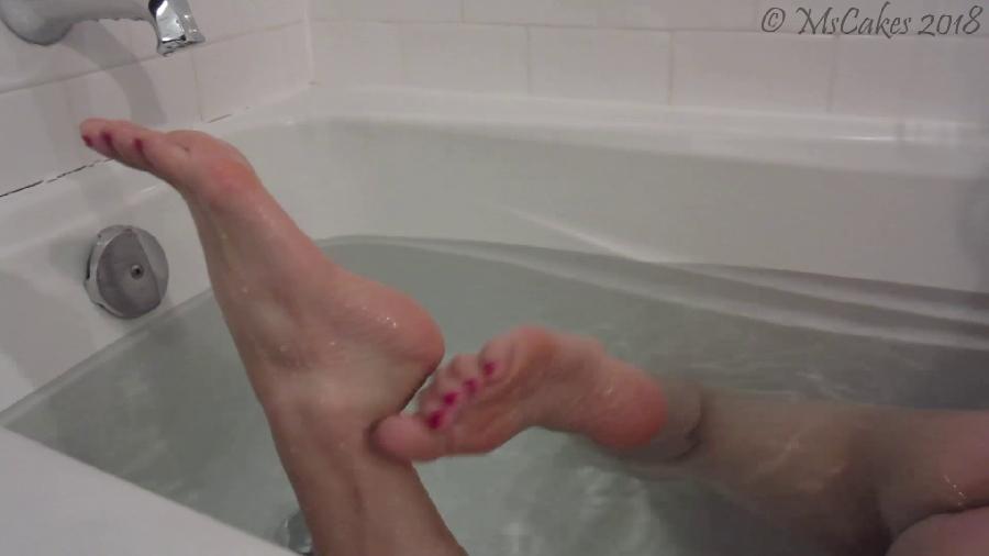 dripping wet foot tease hd ms cakes naughty delights
