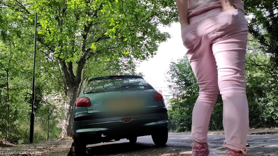 crossing the road pink jeans peeing hd faye taylor