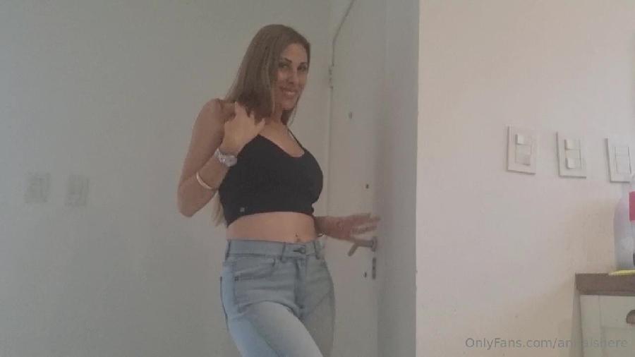 Anitaishere Couge Farts In My Jeans