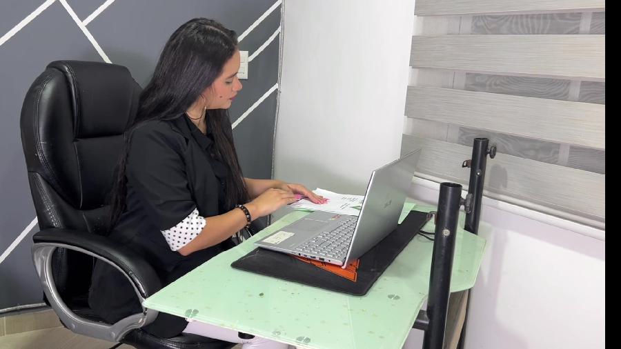 Gabbygaitan Embarrassing Farts At Work