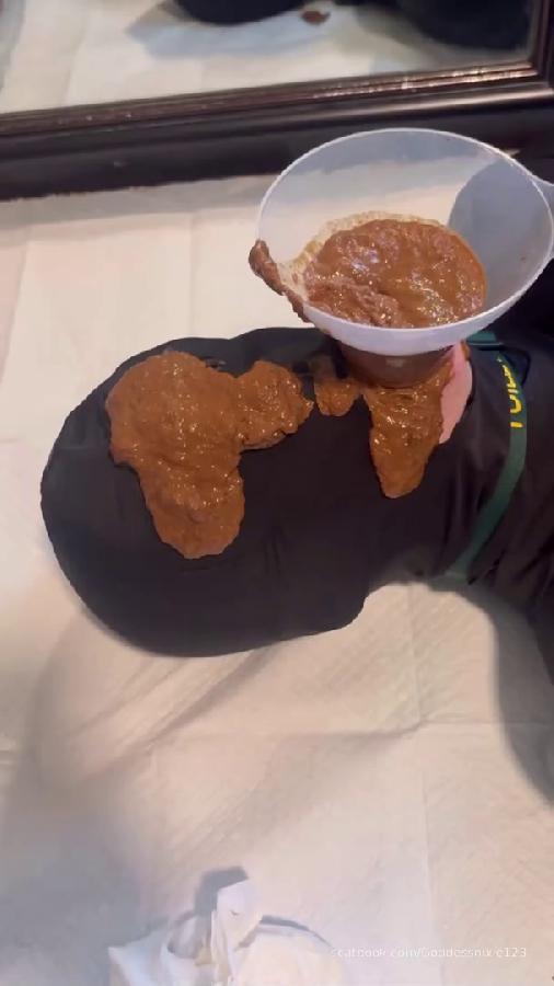 Goddessnixie123 Thanksgiving Day Shit Goddess Nixie